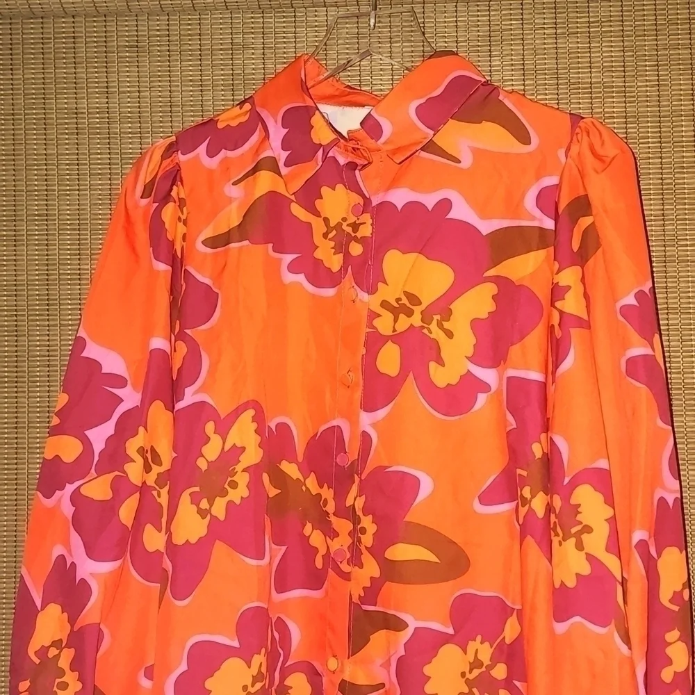 NWOT floral Print Lantern  Sleeve Shirt, Casual Button Long Sleeve - Picture 2 of 6